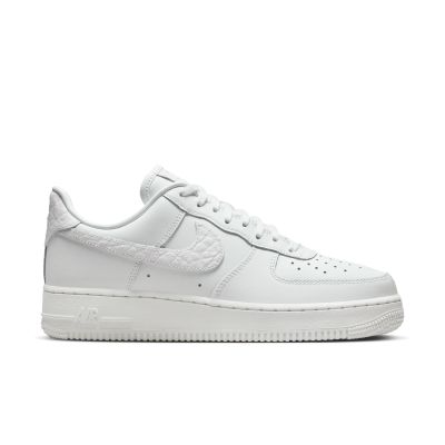 Nike Air Force 1 '07 Low "Summit White Metallic Silver" Wmns - Blanc - Baskets Nike Air Force 1 '07 Low "Summit White Metallic Silver" Wmns - Blanc - Baskets